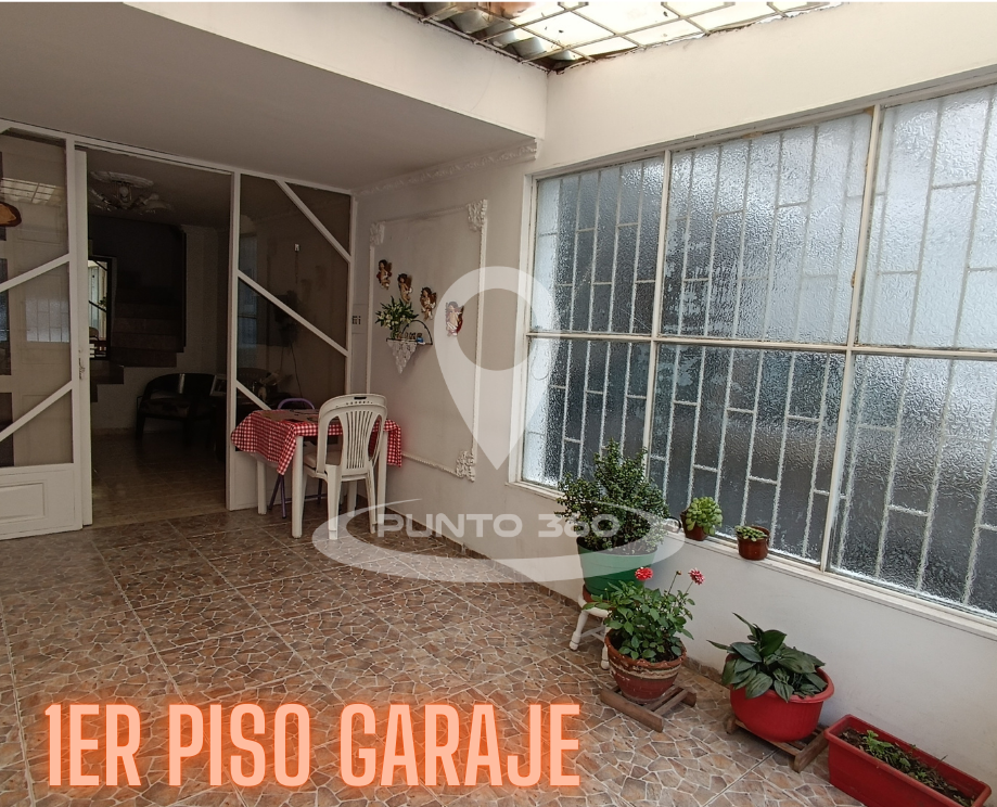 HERMOSA CASA EN VENTA EN ALAMOS EXCELENTE UBICACIÓN CIUDAD DE BOGOTA.