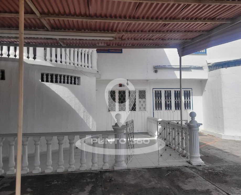HERMOSA CASA VACACIONAL EN VENTA EN EL CONDOMINIO ARAGON 4 EN EL MUNICIPIO DE FLANDES - TOLIMA.