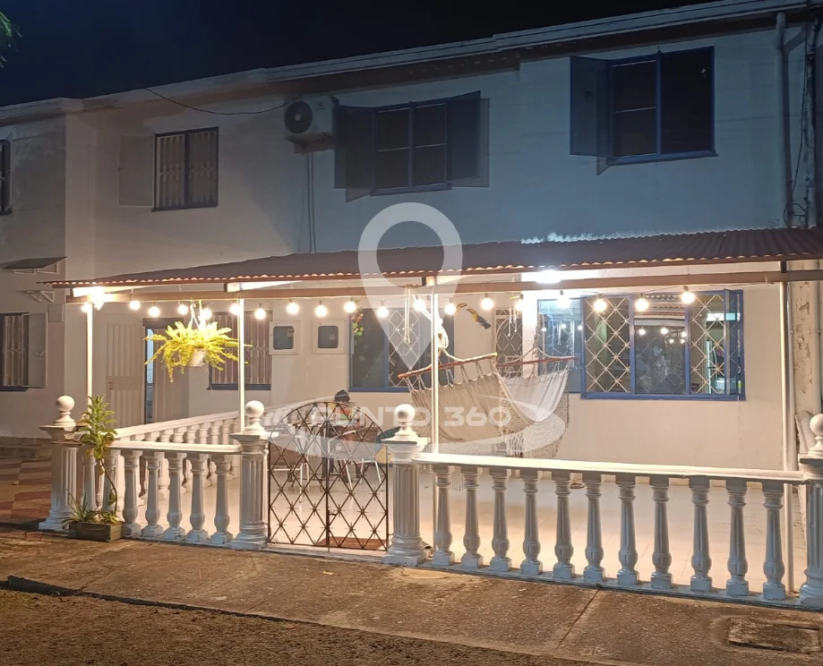 HERMOSA CASA VACACIONAL EN VENTA EN EL CONDOMINIO ARAGON 4 EN EL MUNICIPIO DE FLANDES - TOLIMA.