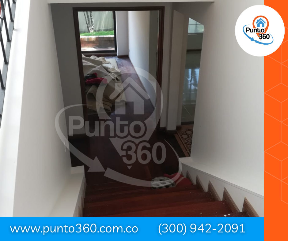 VENTA DE CASA CAMPESTRE EN CERROS DE LA CONEJERA
