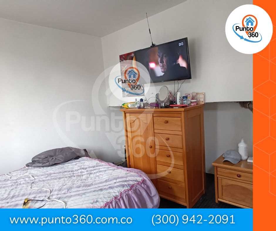 Venta de Casa Esquinera en Alcázares Occidente de Bogotá