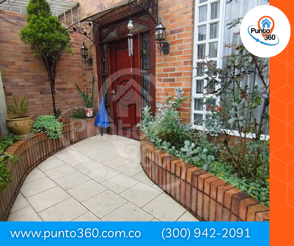 Espectacular Casa Esquinera en Venta Barrio La Esmeralda Bogotá Espectacular Casa Esquinera en Venta Barrio La Esmeralda Bogotá
