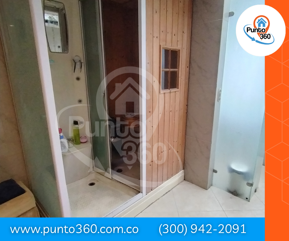 Espectacular Casa Esquinera en Venta Barrio La Esmeralda Bogotá