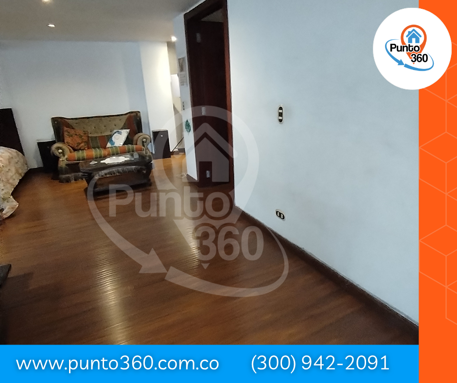Espectacular Casa Esquinera en Venta Barrio La Esmeralda Bogotá Espectacular Casa Esquinera en Venta Barrio La Esmeralda Bogotá