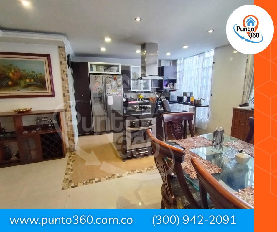 Espectacular Casa Esquinera en Venta Barrio La Esmeralda Bogotá Espectacular Casa Esquinera en Venta Barrio La Esmeralda Bogotá