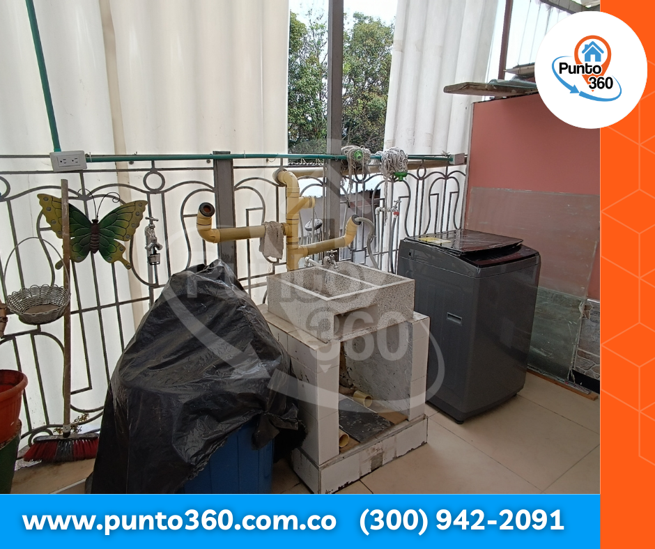 Casa Multifamiliar en Venta – Barrio Remanso Sur, Bogotá